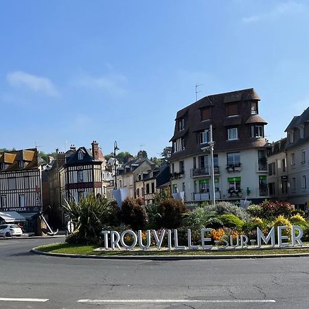 Hauteurs De Trouville - Studio Avec Terrasse Au Calme Екстериор снимка